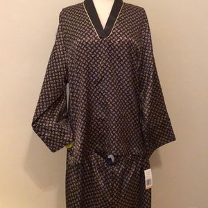 Jones New York 2 Piece Pajama Set. Paisley. Small